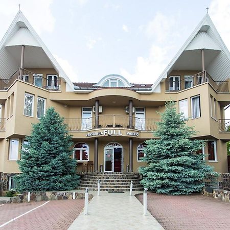 Pensiunea Full Târgu-Mureş Dış mekan fotoğraf